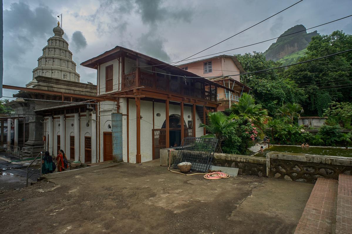 Ashtavinayak Family Pilgrimage Tour